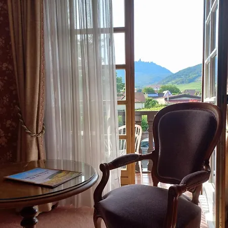 Munsch Restaurant & Wellness, Colmar Nord - Haut-koenigsbourg 호텔 3*