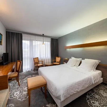 Munsch Restaurant & Wellness, Colmar Nord - Haut-koenigsbourg 3*