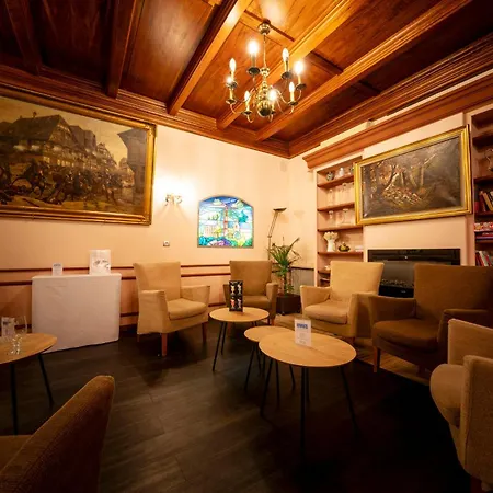 Munsch Restaurant & Wellness, Colmar Nord - Haut-koenigsbourg 호텔 상띠뽈리뜨