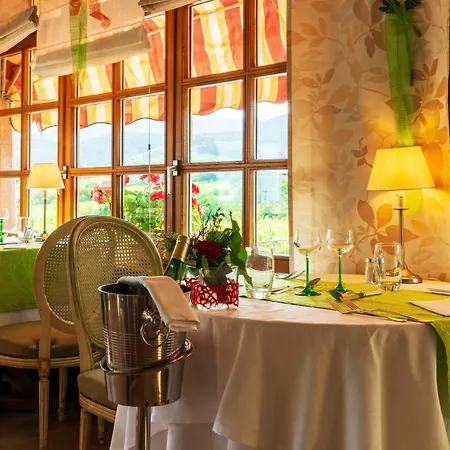 Munsch Restaurant & Wellness, Colmar Nord - Haut-koenigsbourg 호텔 상띠뽈리뜨