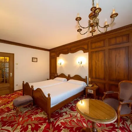 Hotell Munsch Restaurant & Wellness, Colmar Nord - Haut-koenigsbourg 3*
