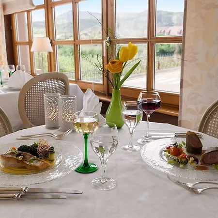 호텔 Munsch Restaurant & Wellness, Colmar Nord - Haut-koenigsbourg 3*