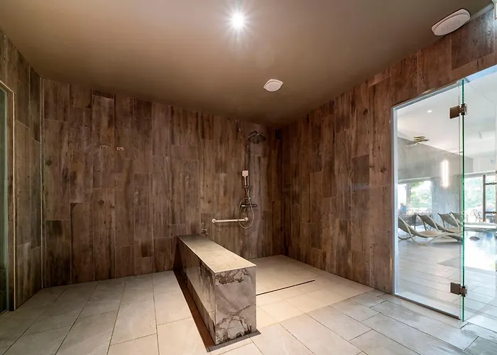 Hotel Munsch Restaurant & Wellness, Colmar Nord - Haut-koenigsbourg 3*