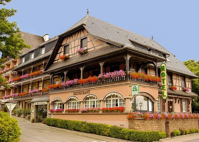 מלון Munsch Restaurant & Wellness, Colmar Nord - Haut-koenigsbourg 3*
