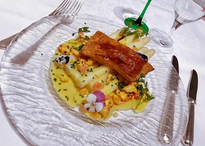 מלון Munsch Restaurant & Wellness, Colmar Nord - Haut-koenigsbourg סנט היפולייט
